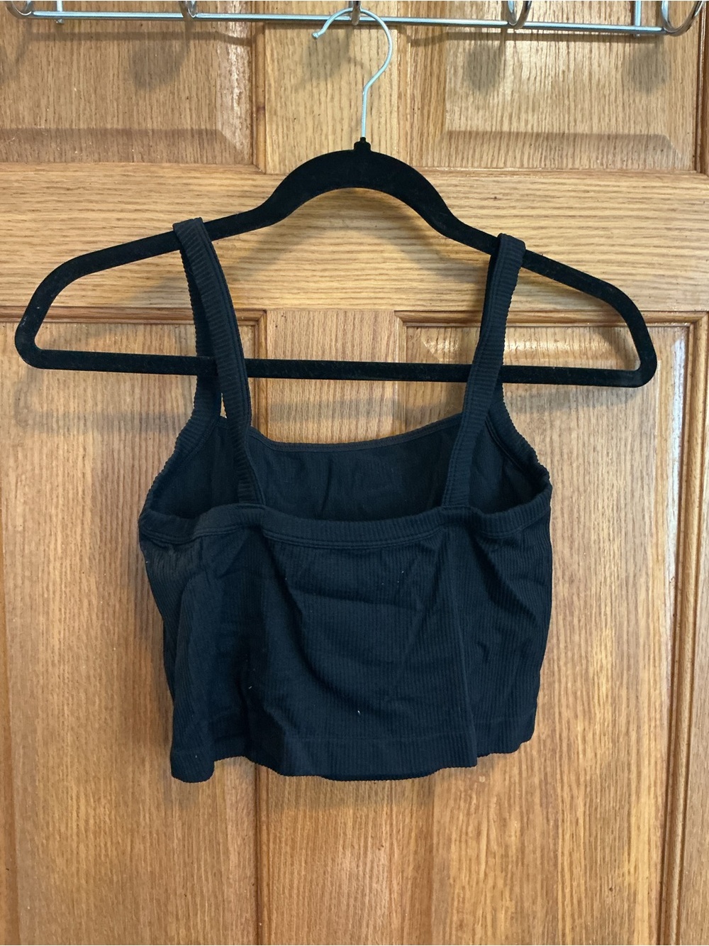 Colsie Black Ribbed Crop Tank - Wide Strap - Picture 3 of 3
